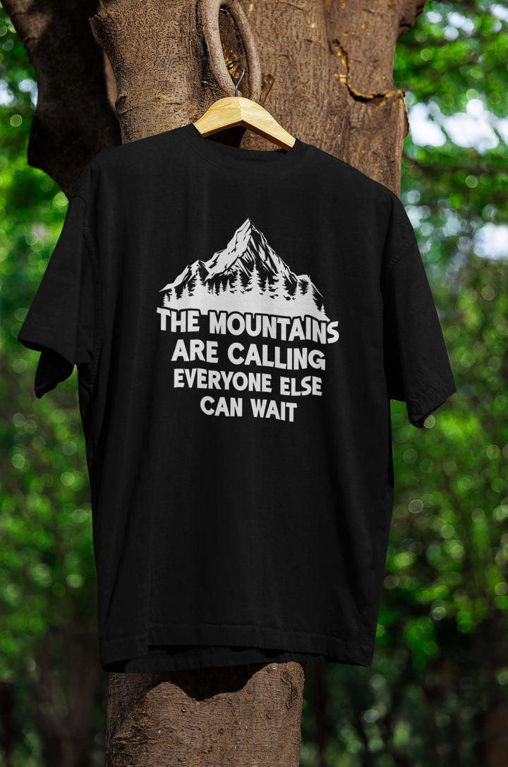Mountains calling T-Shirt